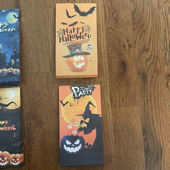 Halloween Bags set of 48 & 48 Stickers NWT - Picture 2 of 8